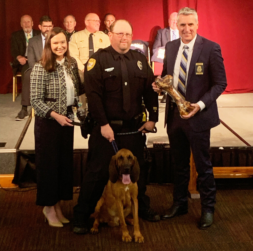 Tallahassee Police Dept Bloodhound Team Presented with Jimmy Ryce Trailing Team of the Year Award